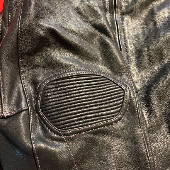 Women’s Riding Jacket - Picture 6 of 16
